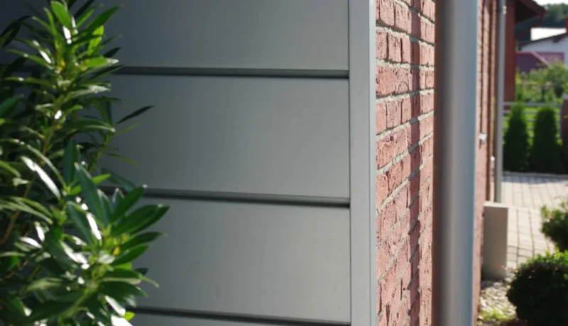 Panele elewacyjne jako sposób na nowoczesną i trwałą fasadę budynku