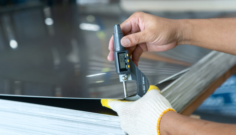 The,Photo,Shows,How,To,Measure,How,Thick,Of,The