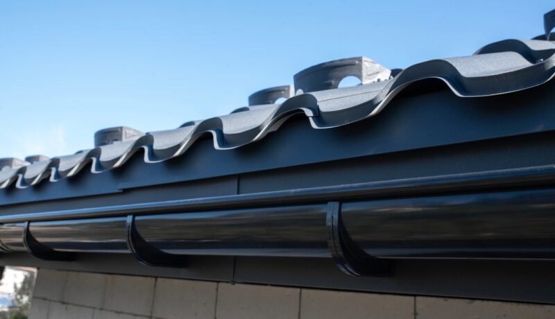 Plastic,Gutter,System,On,A,House,Close,Up